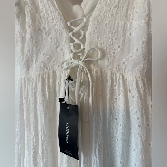 Giffniseti Elegant White Eyelit Lace Maxi Dress size Large🤍 - Picture 8 of 15